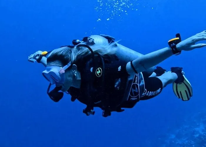 شقة Deep Ashri & Dive Club