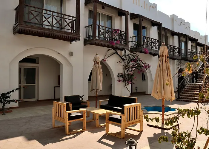 Deep Ashri & Dive Club